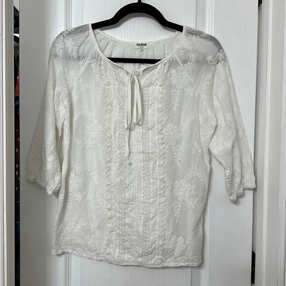 Kindred white 3/4 sleeve top petite size PM - Picture 1 of 3